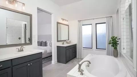 Bath - 514 Cooper St, Celina, TX 75009 photo 1 of 4