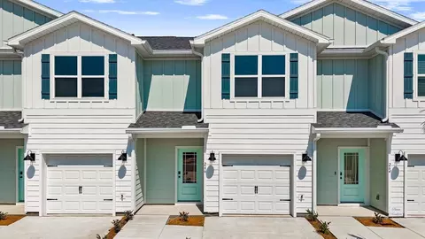 253 Phillips Bluff Ave, Panama City Beach, FL 32407