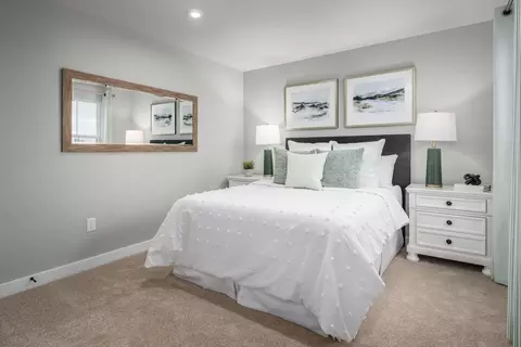 Bedroom - 125 Dana Dr, Eighty Four, PA 15330 photo 5 of 6