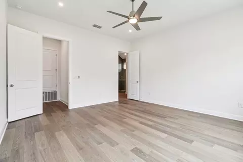 Bedroom - 122 Alvin Dr, Buda, TX 78610 photo 4 of 8