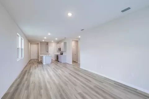 Living - 6124 SW 96th Pl, Ocala, FL 34476 photo 1 of 5