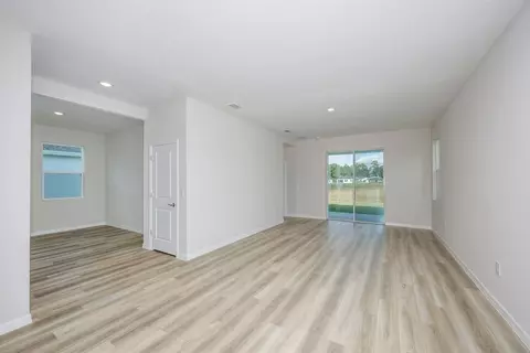 Living - 6124 SW 96th Pl, Ocala, FL 34476 photo 4 of 5