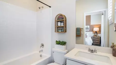 Bath - 2542 E Hyde Paseo, Ontario, CA 91762 photo 3 of 5