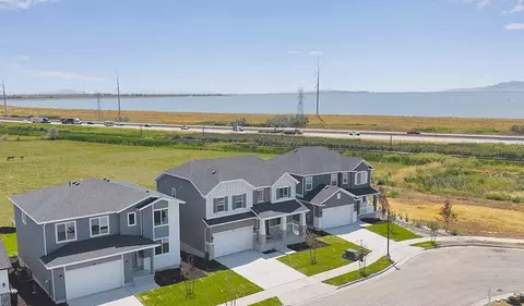 View/Area - 812 S 255 W, Willard, UT 84340 photo 1 of 14
