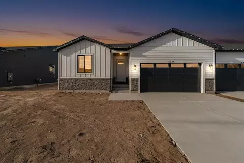 6425 Ender Ln, Idaho Falls, ID 83401