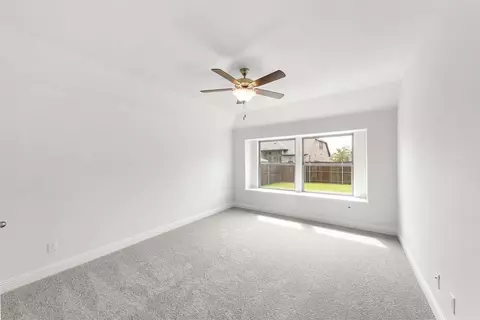 Bedroom - 601 Trinity St, Van Alstyne, TX 75495 photo 4 of 5