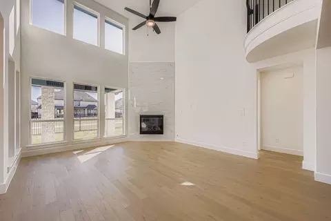 Living - 2101 Baxter Rd, Celina, TX 75009 photo 2 of 6