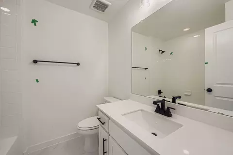 Bath - 2101 Baxter Rd, Celina, TX 75009 photo 5 of 9