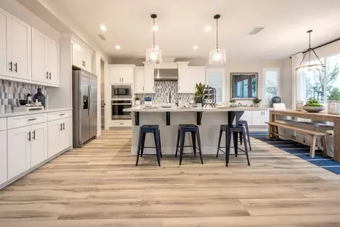 Kitchen - 1031 Talus Way S, Madera, CA 93636 photo 2 of 9