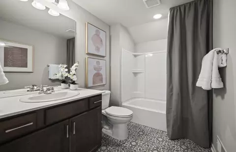 Bath - 49420 Mapleton, Canton, MI 48188 photo 2 of 2