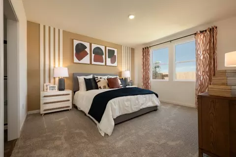 Bedroom - 588 Burnett Ave, Chowchilla, CA 93610 photo 7 of 12
