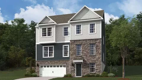 120 Winding Rd, Easton, PA 18040