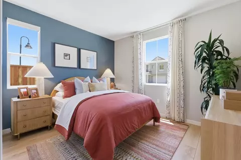 Bedroom - 5608 Fallen Leaf Ln, Antioch, CA 94531 photo 4 of 7