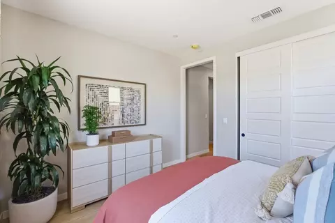 Bedroom - 5608 Fallen Leaf Ln, Antioch, CA 94531 photo 5 of 7