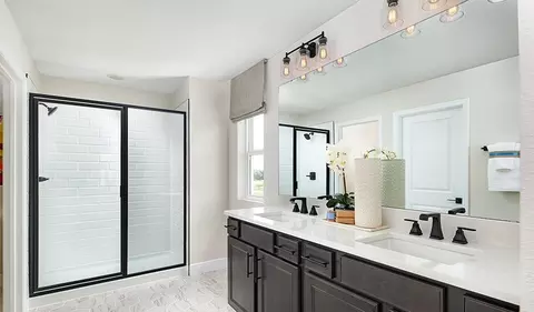 Bath - 7692 S Enchanted Spring Dr, Tucson, AZ 85757 photo 3 of 8
