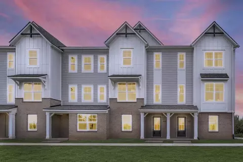 11192 Greenfield Ave, Noblesville, IN 46060