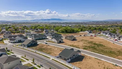 View/Area - 526 N Legend Way, Mapleton, UT 84664 photo 7 of 17