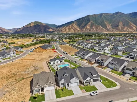 View/Area - 538 N Legend Way, Mapleton, UT 84664 photo 1 of 18