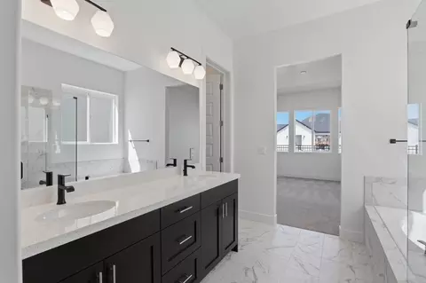 Bath - 538 N Legend Way, Mapleton, UT 84664 photo 2 of 5