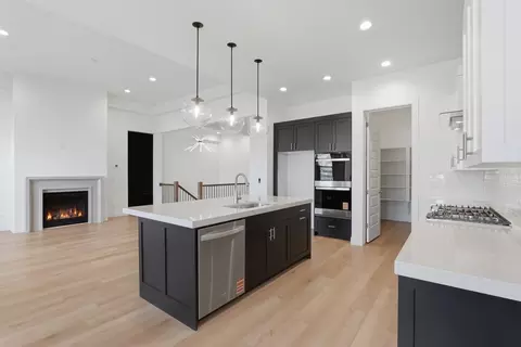 Kitchen - 538 N Legend Way, Mapleton, UT 84664 photo 3 of 9