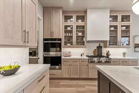 Kitchen - 538 N Legend Way, Mapleton, UT 84664 photo 9 of 9