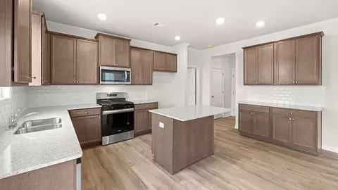 Kitchen - 23 Hampton Ter, Dallas, GA 30157 photo 2 of 5
