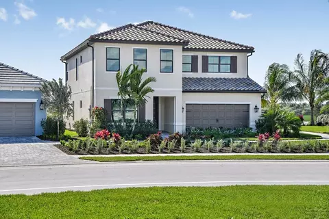 Exterior - 4593 Centaurus Cir, Naples, FL 34120 photo 4 of 4