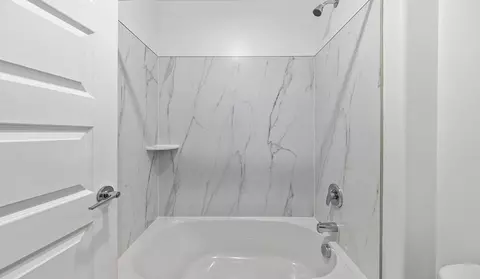 Bath - 12357 E Morris Carson Dr, Vail, AZ 85641 photo 5 of 9