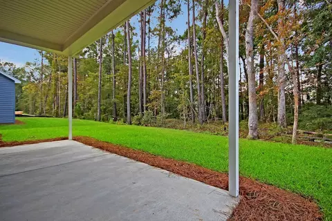 Exterior - 237 Creek Pointe Dr, Moncks Corner, SC 29461 photo 2 of 4