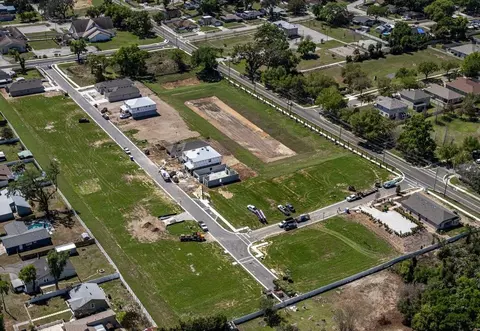 View/Area - 108 Buddy Ct, Seffner, FL 33584 photo 2 of 2