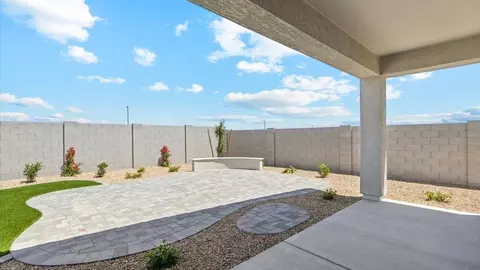 Exterior - 9648 S Caballo Dr, Apache Junction, AZ 85120 photo 2 of 15