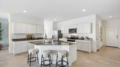 Kitchen - 9648 S Caballo Dr, Apache Junction, AZ 85120 photo 1 of 8
