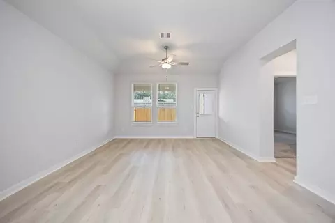 Living - 11238 Katzer Pl, Converse, TX 78109 photo 2 of 5