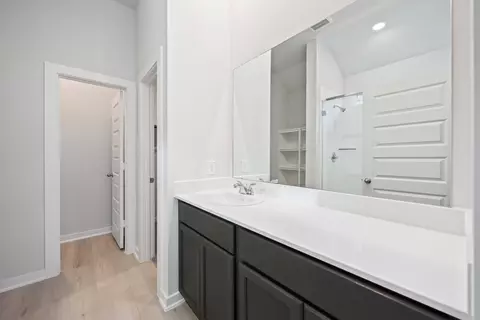 Entry Way - 11238 Katzer Pl, Converse, TX 78109 photo 4 of 7