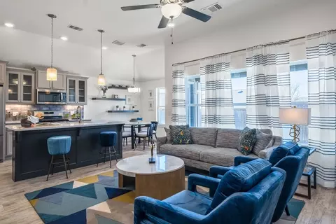 Living - Elena Dr., Blanchard, OK 73010 photo 1 of 5