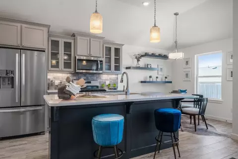 Kitchen - Elena Dr., Blanchard, OK 73010 photo 4 of 7