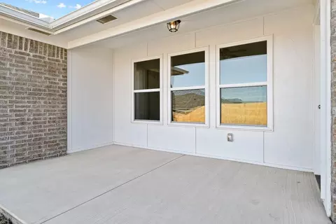 Exterior - Elena Dr., Blanchard, OK 73010 photo 4 of 14