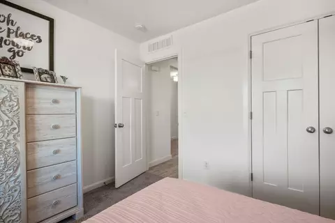 Bedroom - Elena Dr., Blanchard, OK 73010 photo 6 of 8