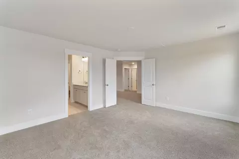 100 E South 7th St, Seneca, SC 29678 photo 11