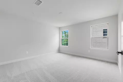Bedroom - 7212 Dolomite Rd, Frederick, MD 21701 photo 6 of 11