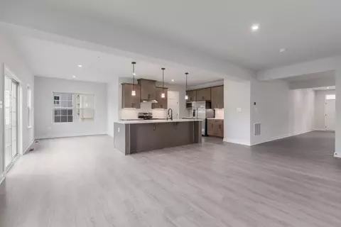 Living - 7212 Dolomite Rd, Frederick, MD 21701 photo 2 of 2