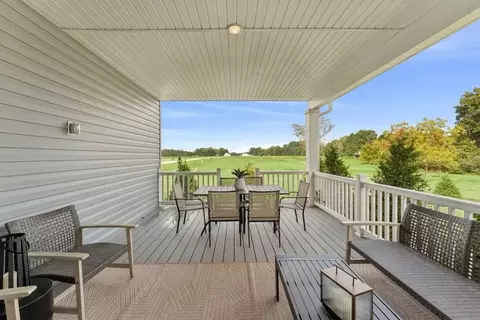 Exterior - 334 Delta Way, Elyria, OH 44035 photo 2 of 7