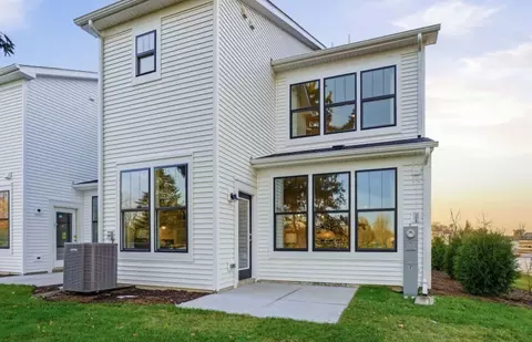 Other - 2049 Palmer Ct, Hoffman Estates, IL 60169 photo 1 of 5