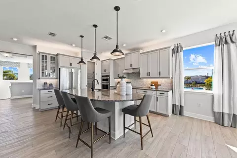 4596 Arboretum Cir UNIT 202, Naples, FL 34112