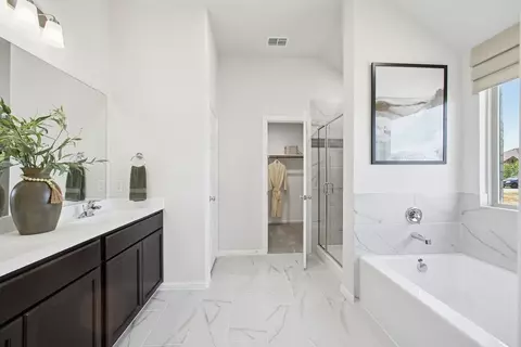 Bath - 5100 Edge Way, Argyle, TX 76226 photo 2 of 2