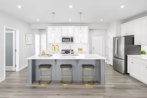 Kitchen - 3965 Annie Kess Dr UNIT A, Pasadena, MD 21122 photo 7 of 10
