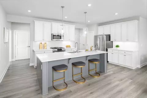 Kitchen - 3965 Annie Kess Dr UNIT A, Pasadena, MD 21122 photo 5 of 10