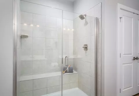 Bath - 3965 Annie Kess Dr UNIT A, Pasadena, MD 21122 photo 3 of 3