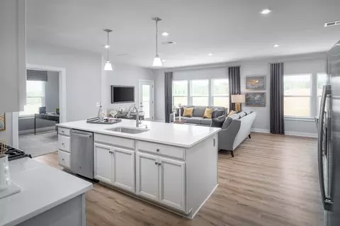 Kitchen - 3965 Annie Kess Dr UNIT A, Pasadena, MD 21122 photo 2 of 10