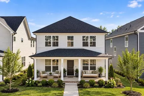 208 Millwood Dr, Knightdale, NC 27604